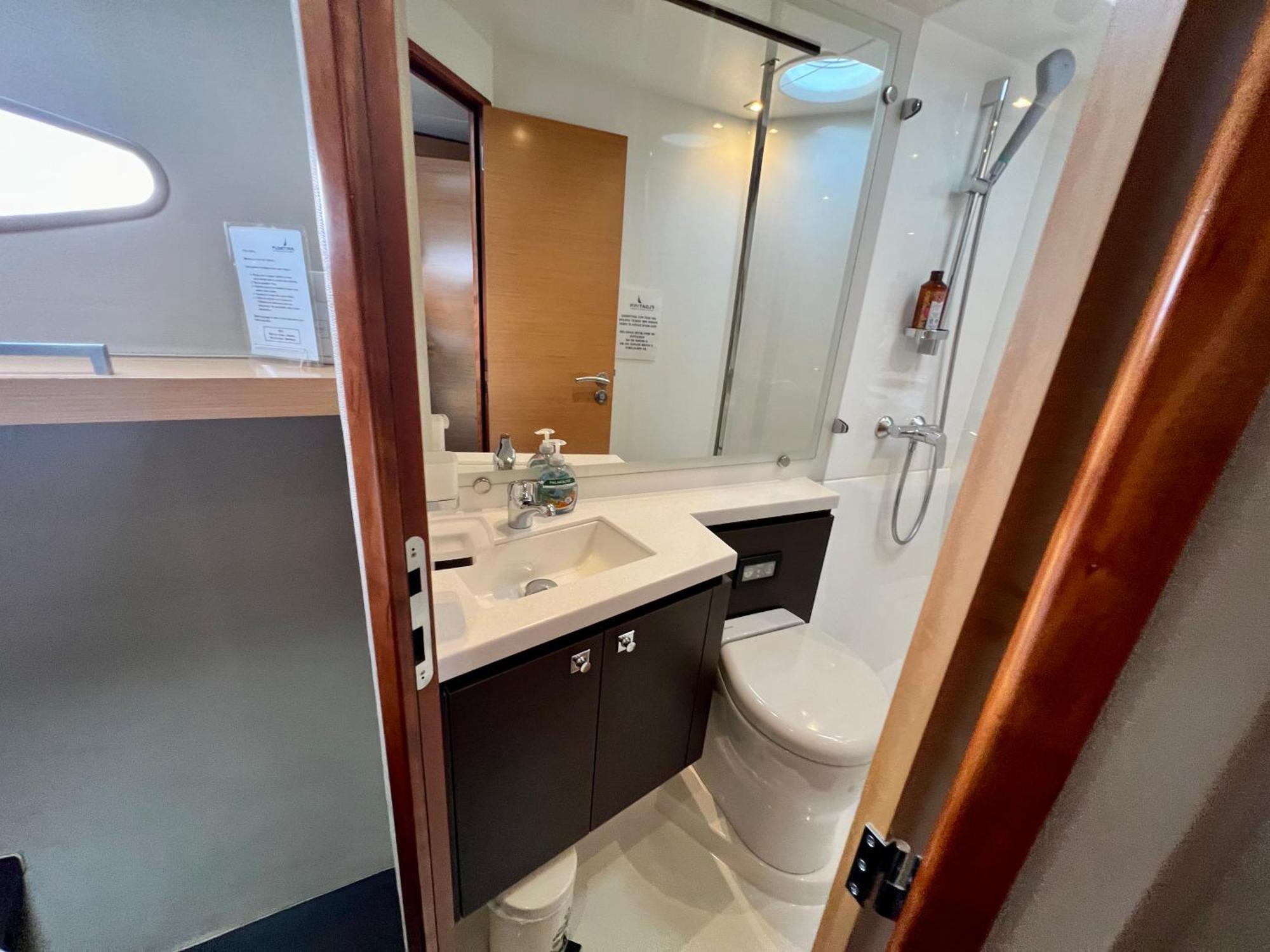 Floatinn Boat-Bnb Geneva Exterior photo