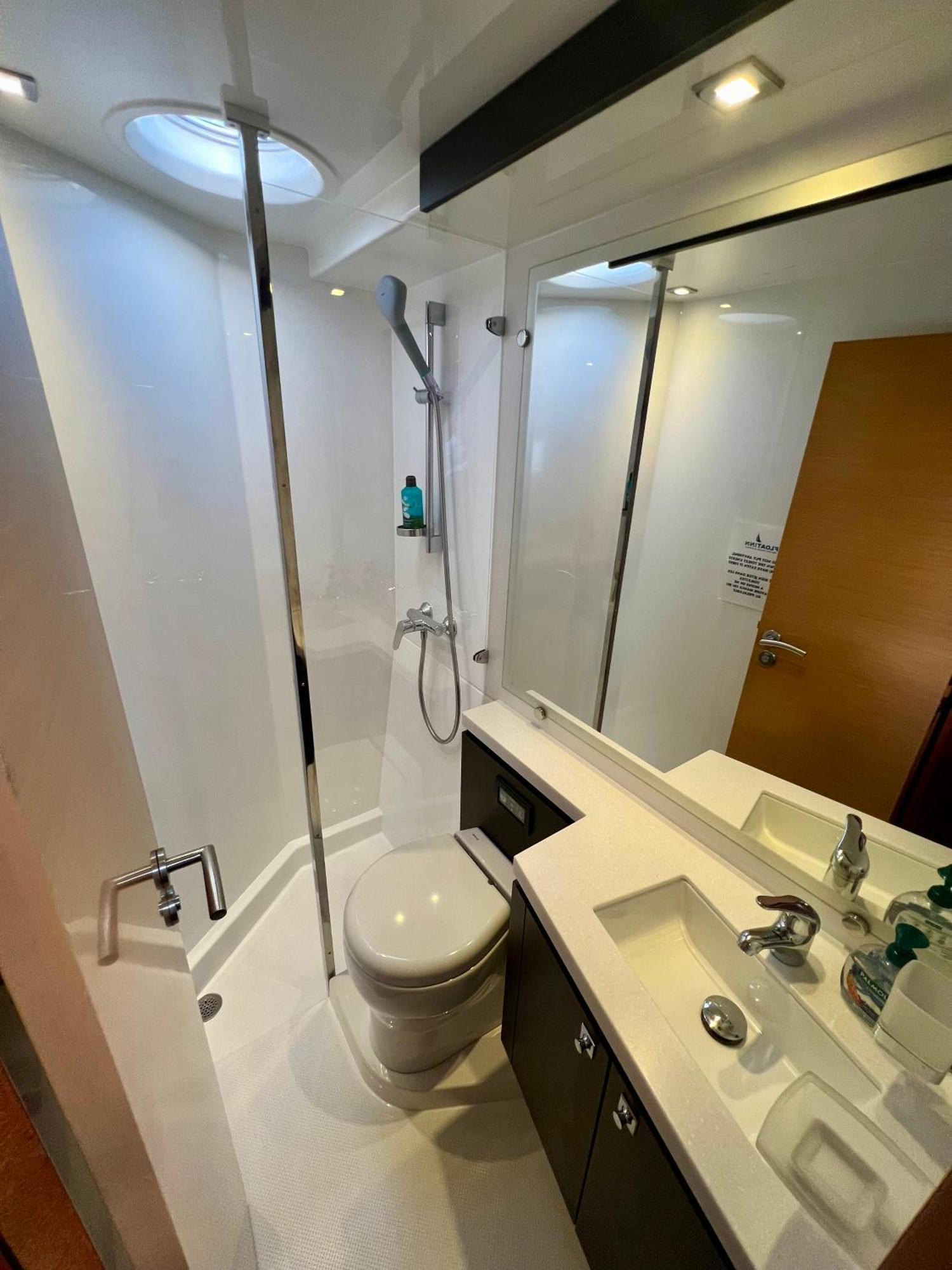 Floatinn Boat-Bnb Geneva Exterior photo
