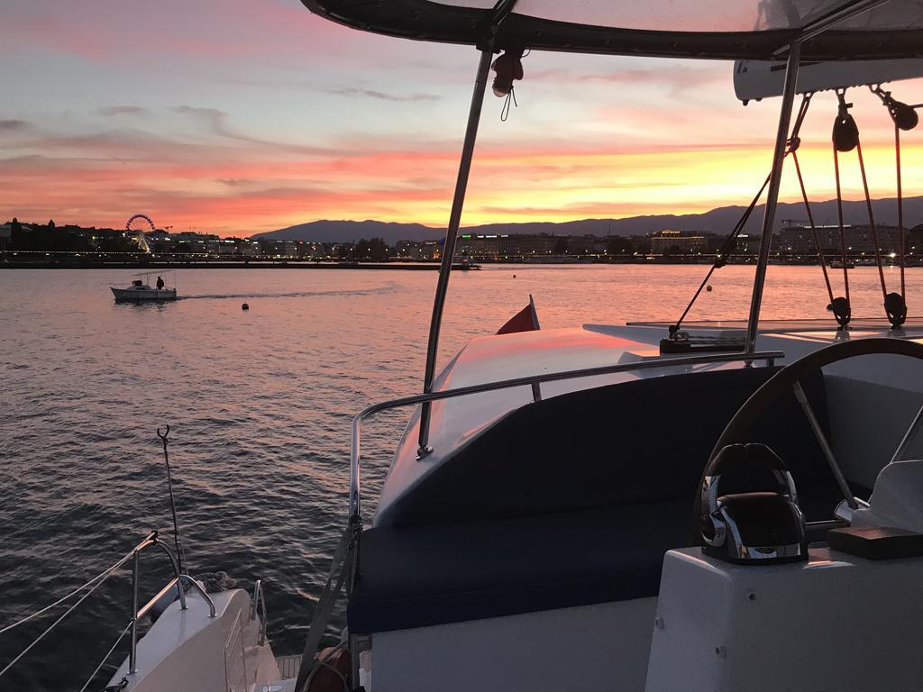 Floatinn Boat-Bnb Geneva Exterior photo