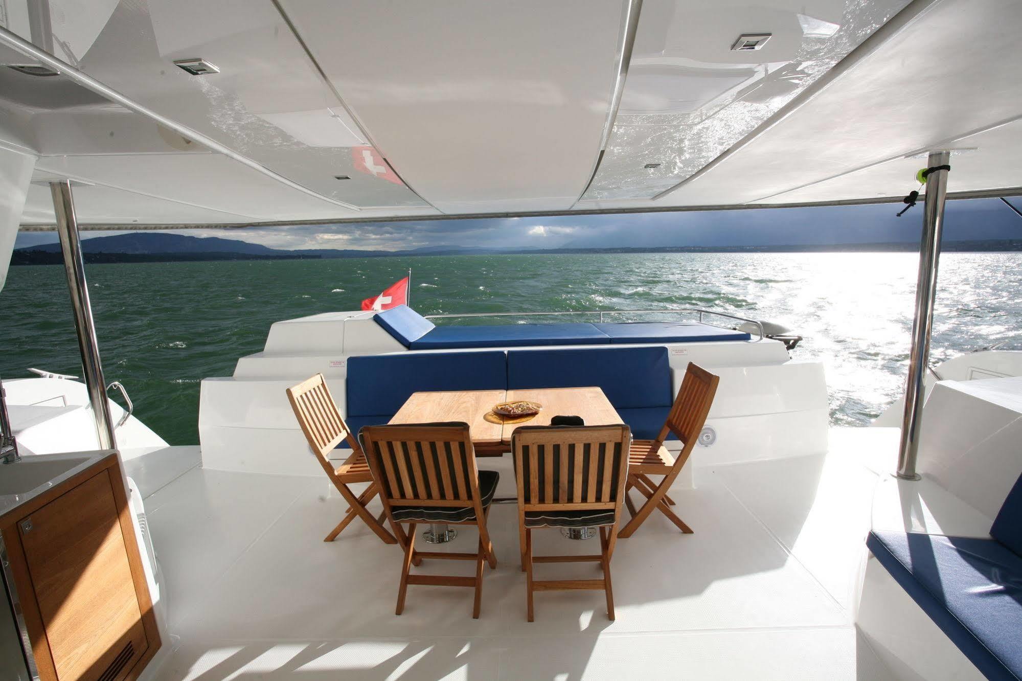 Floatinn Boat-Bnb Geneva Exterior photo